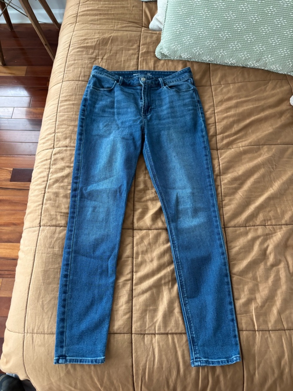 old navy high rise wow super skinny jeans